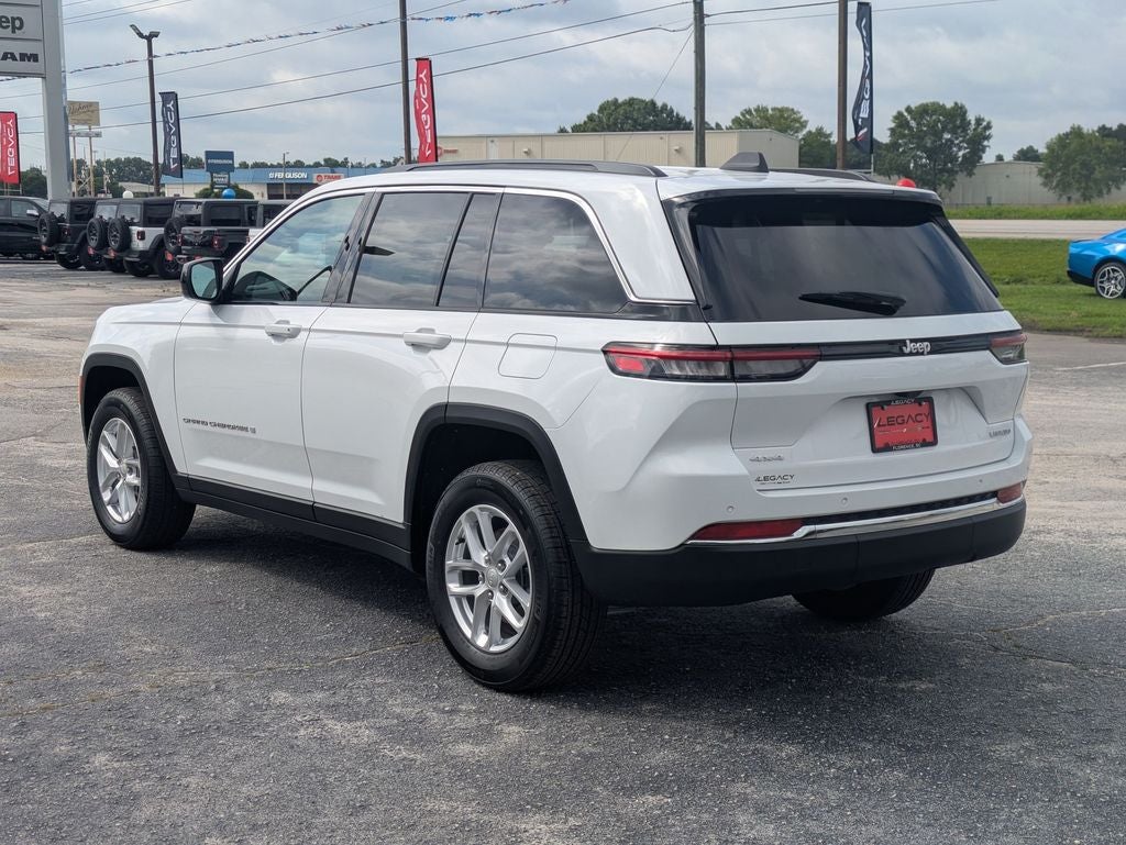 2026 Jeep Grand Cherokee GRAND CHEROKEE LAREDO 4X4