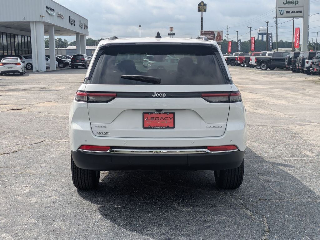 2026 Jeep Grand Cherokee GRAND CHEROKEE LAREDO 4X4
