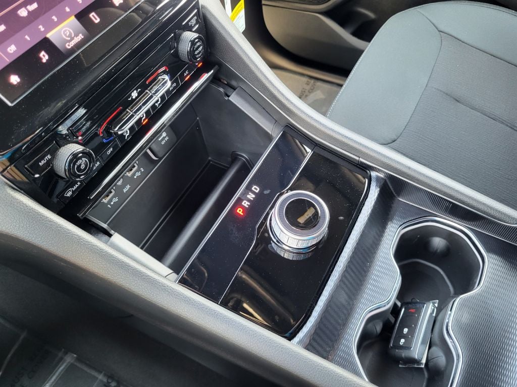 2026 Jeep Grand Cherokee GRAND CHEROKEE LAREDO 4X4