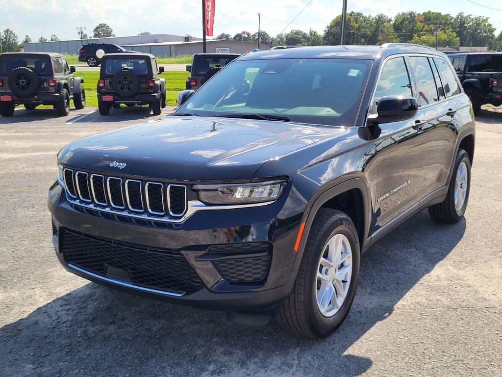 2026 Jeep Grand Cherokee GRAND CHEROKEE LAREDO 4X4