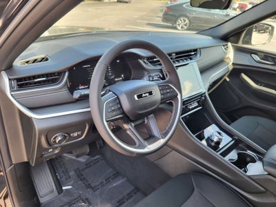 2026 Jeep Grand Cherokee GRAND CHEROKEE LAREDO 4X4