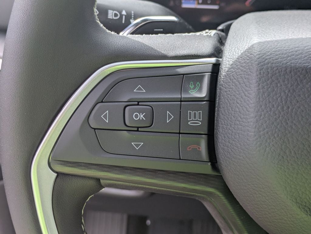 2026 Jeep Grand Cherokee GRAND CHEROKEE LAREDO 4X4