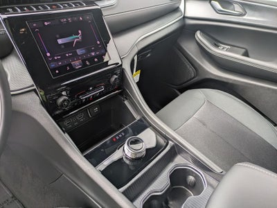2026 Jeep Grand Cherokee GRAND CHEROKEE LAREDO 4X4