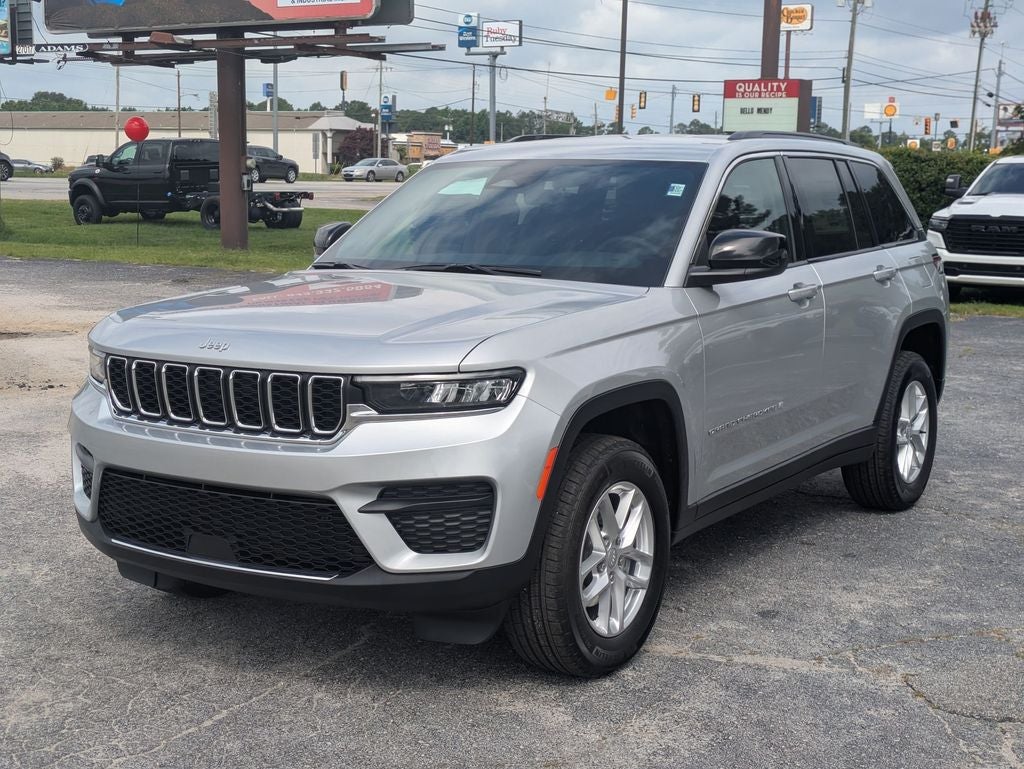 2026 Jeep Grand Cherokee GRAND CHEROKEE LAREDO 4X4