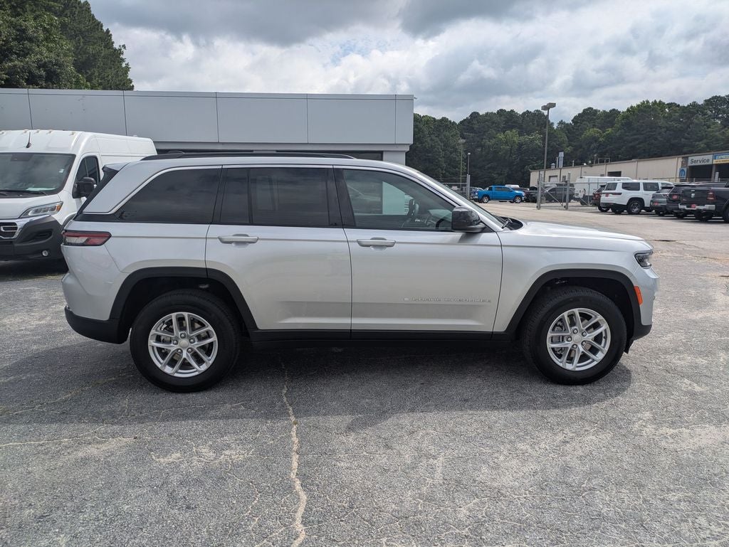 2026 Jeep Grand Cherokee GRAND CHEROKEE LAREDO 4X4