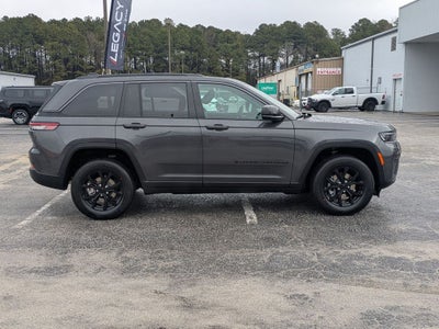 2026 Jeep Grand Cherokee GRAND CHEROKEE LAREDO ALTITUDE 4X4