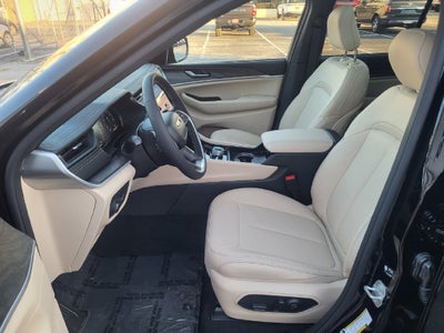 2027 Jeep Grand Cherokee GRAND CHEROKEE LIMITED 4X4