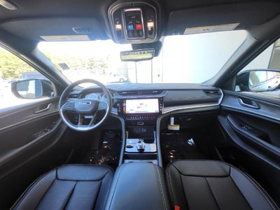 2027 Jeep Grand Cherokee GRAND CHEROKEE LIMITED 4X4