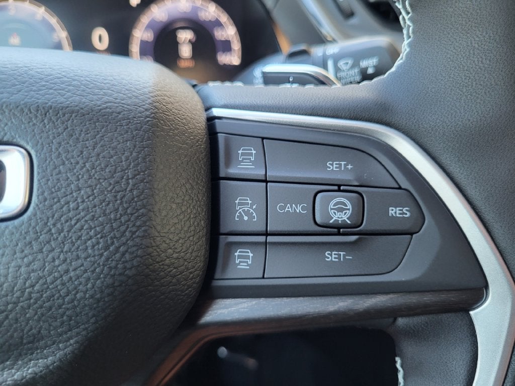 2027 Jeep Grand Cherokee GRAND CHEROKEE LIMITED 4X4