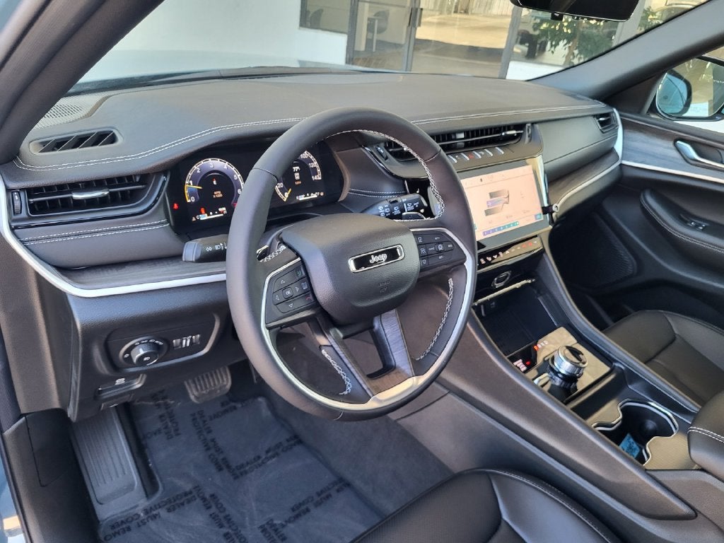 2027 Jeep Grand Cherokee GRAND CHEROKEE LIMITED 4X4