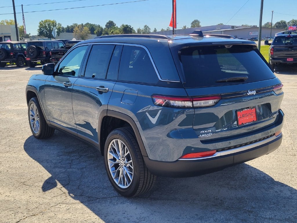 2027 Jeep Grand Cherokee GRAND CHEROKEE LIMITED 4X4