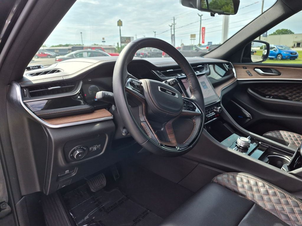 2023 Jeep Grand Cherokee Summit 4x4