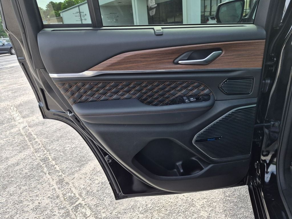 2023 Jeep Grand Cherokee Summit 4x4