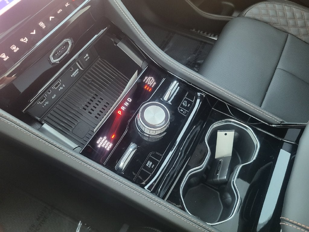 2027 Jeep Grand Cherokee GRAND CHEROKEE SUMMIT 4X4