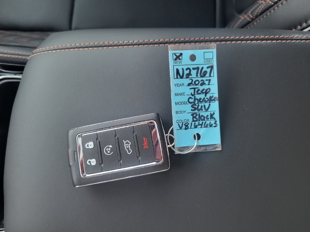 2027 Jeep Grand Cherokee GRAND CHEROKEE SUMMIT 4X4