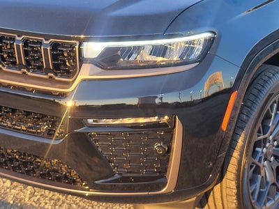 2027 Jeep Grand Cherokee GRAND CHEROKEE SUMMIT 4X4