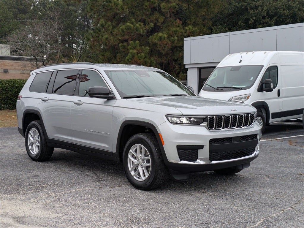 2025 Jeep Grand Cherokee GRAND CHEROKEE L LAREDO 4X2