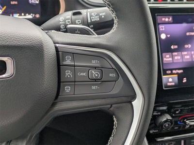 2025 Jeep Grand Cherokee GRAND CHEROKEE L LAREDO 4X2