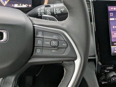 2025 Jeep Grand Cherokee GRAND CHEROKEE L LAREDO 4X2