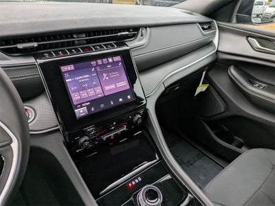 2025 Jeep Grand Cherokee GRAND CHEROKEE L LAREDO 4X2