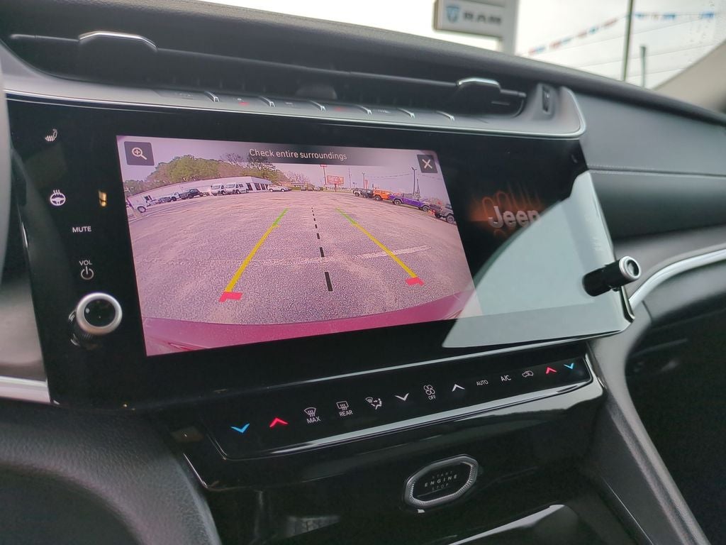 2026 Jeep Grand Cherokee GRAND CHEROKEE L LAREDO ALTITUDE 4X2