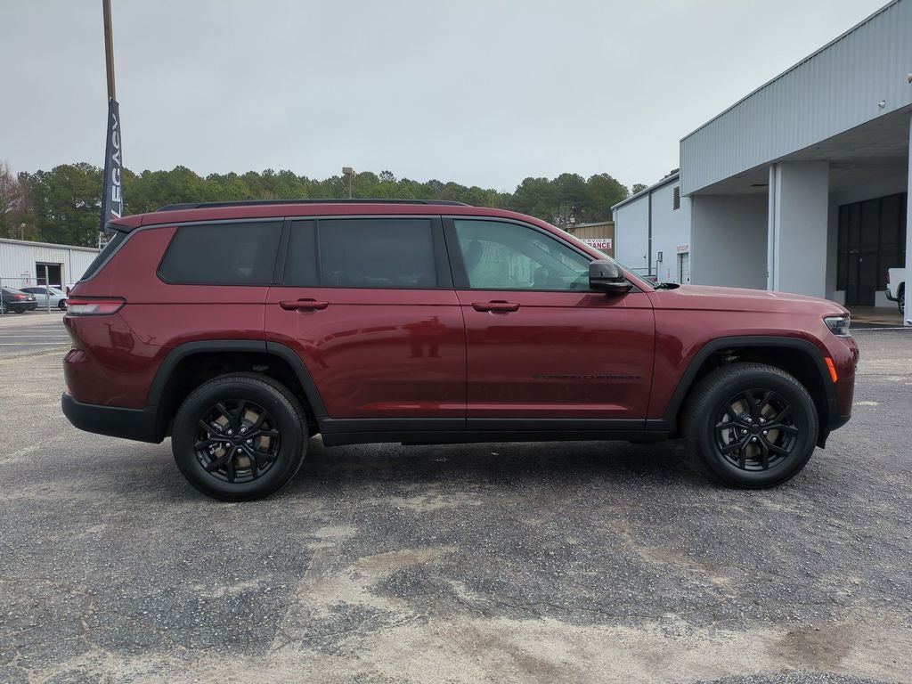 2026 Jeep Grand Cherokee GRAND CHEROKEE L LAREDO ALTITUDE 4X2