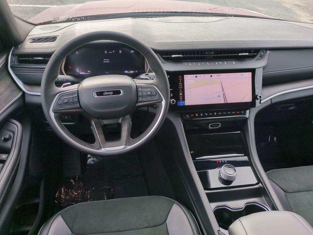 2026 Jeep Grand Cherokee GRAND CHEROKEE L LAREDO ALTITUDE 4X2