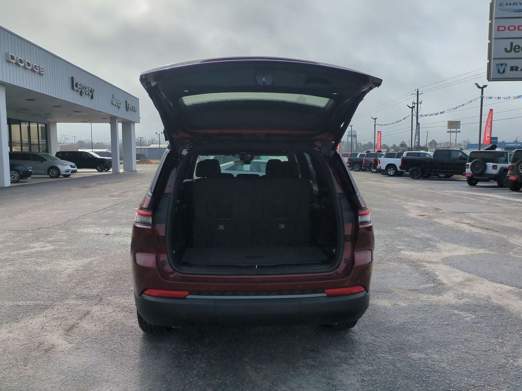 2026 Jeep Grand Cherokee GRAND CHEROKEE L LAREDO ALTITUDE 4X2