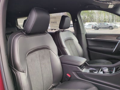 2026 Jeep Grand Cherokee GRAND CHEROKEE L LAREDO ALTITUDE 4X2