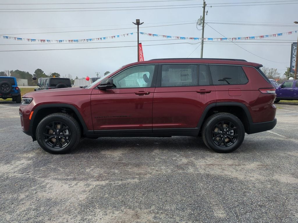 2026 Jeep Grand Cherokee GRAND CHEROKEE L LAREDO ALTITUDE 4X2