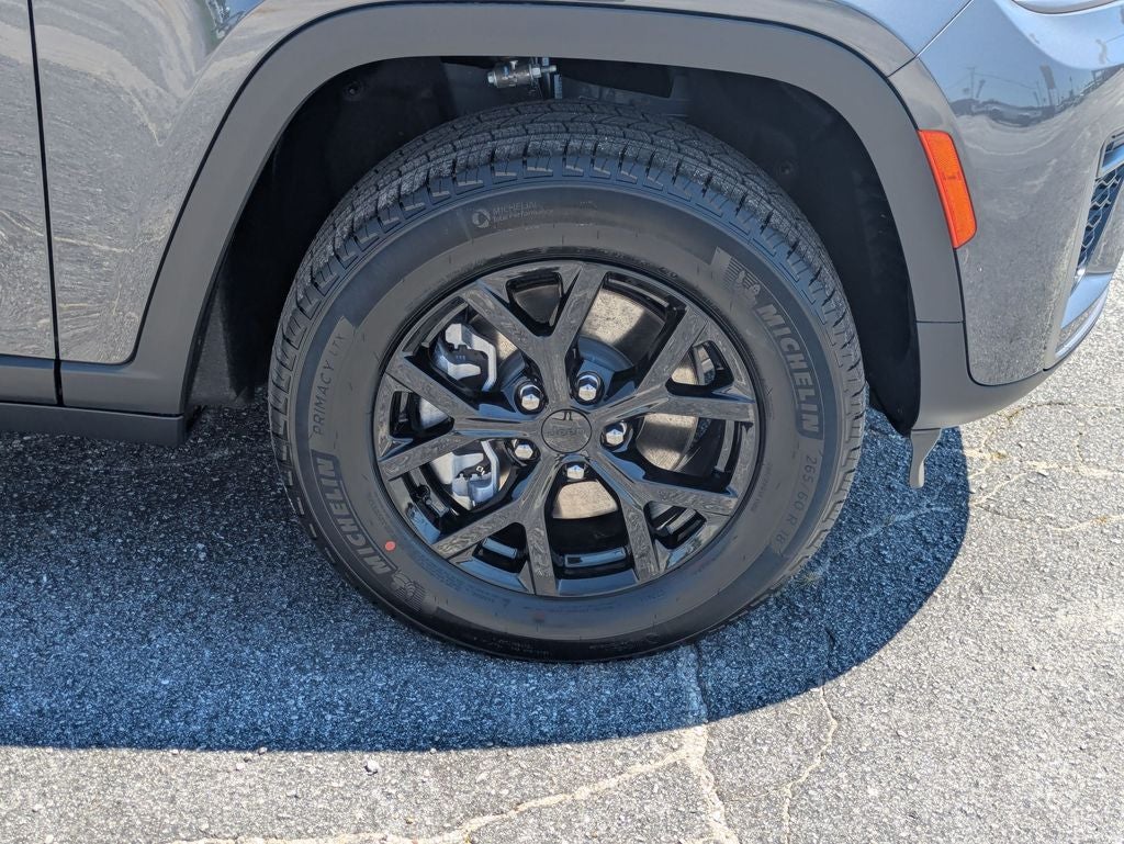 2026 Jeep Grand Cherokee GRAND CHEROKEE L LAREDO ALTITUDE 4X2