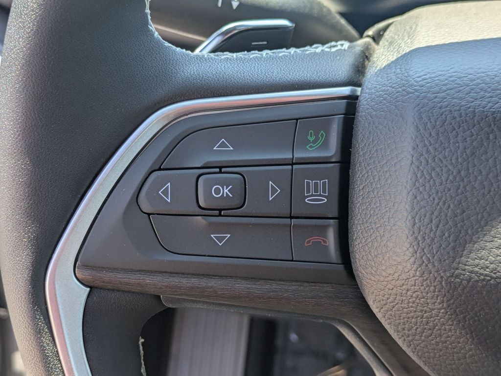 2026 Jeep Grand Cherokee GRAND CHEROKEE L LAREDO ALTITUDE 4X2