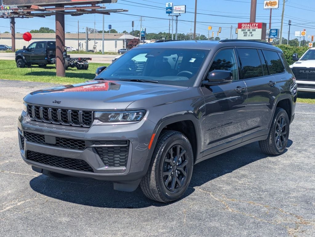 2026 Jeep Grand Cherokee GRAND CHEROKEE L LAREDO ALTITUDE 4X2