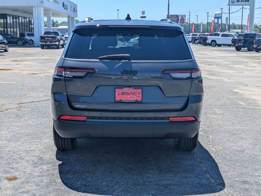 2026 Jeep Grand Cherokee GRAND CHEROKEE L LAREDO ALTITUDE 4X2