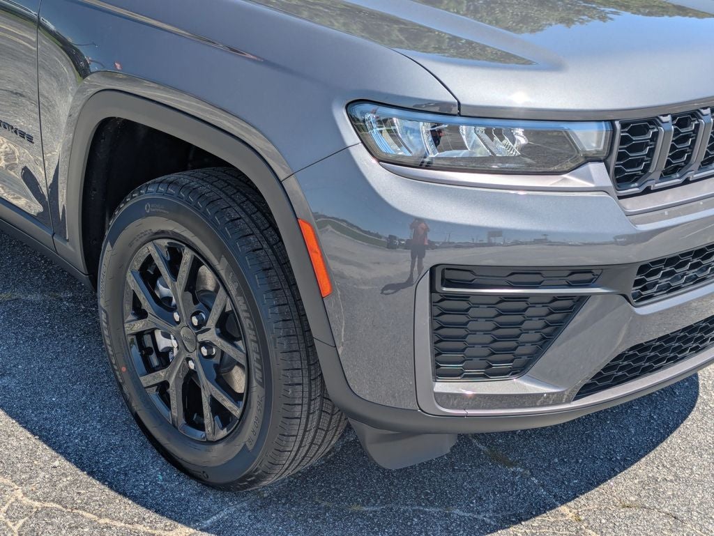 2026 Jeep Grand Cherokee GRAND CHEROKEE L LAREDO ALTITUDE 4X2