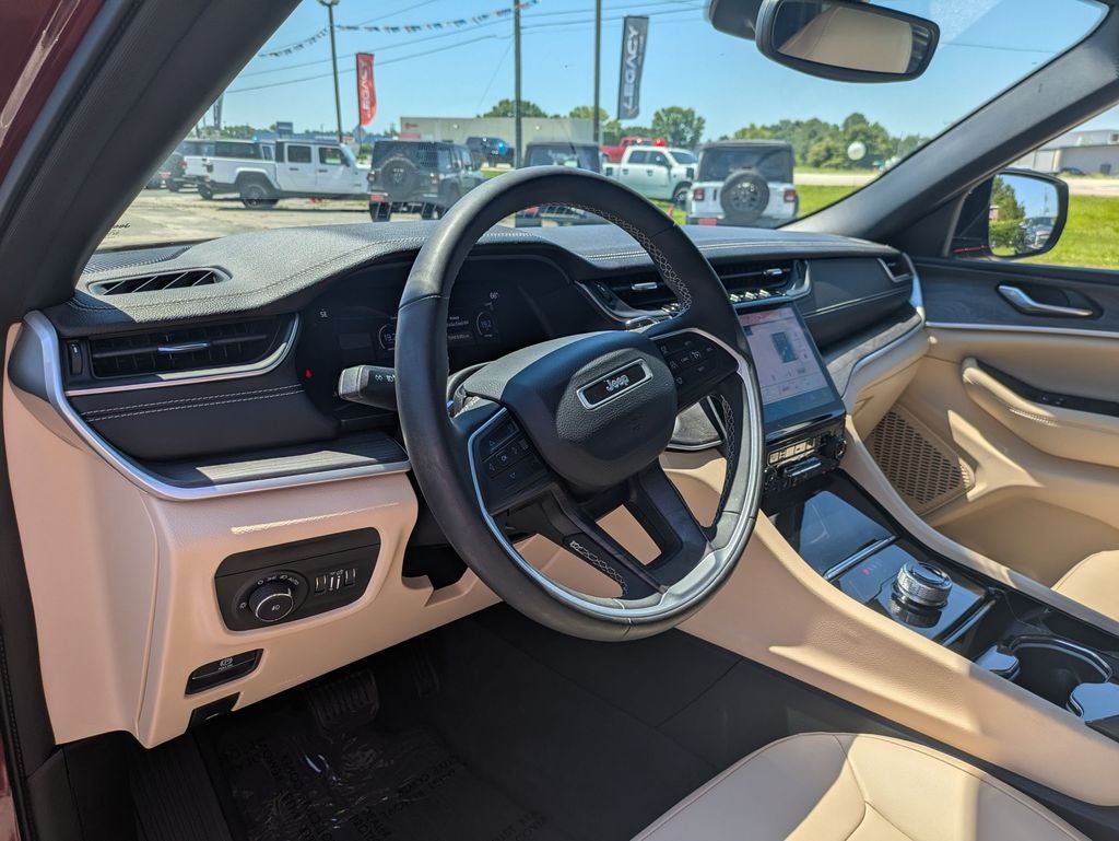 2023 Jeep Grand Cherokee L Limited 4x2