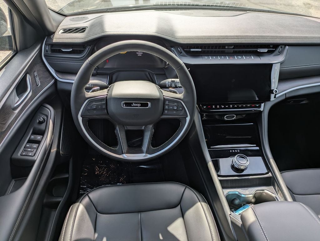 2026 Jeep Grand Cherokee GRAND CHEROKEE L LIMITED 4X2