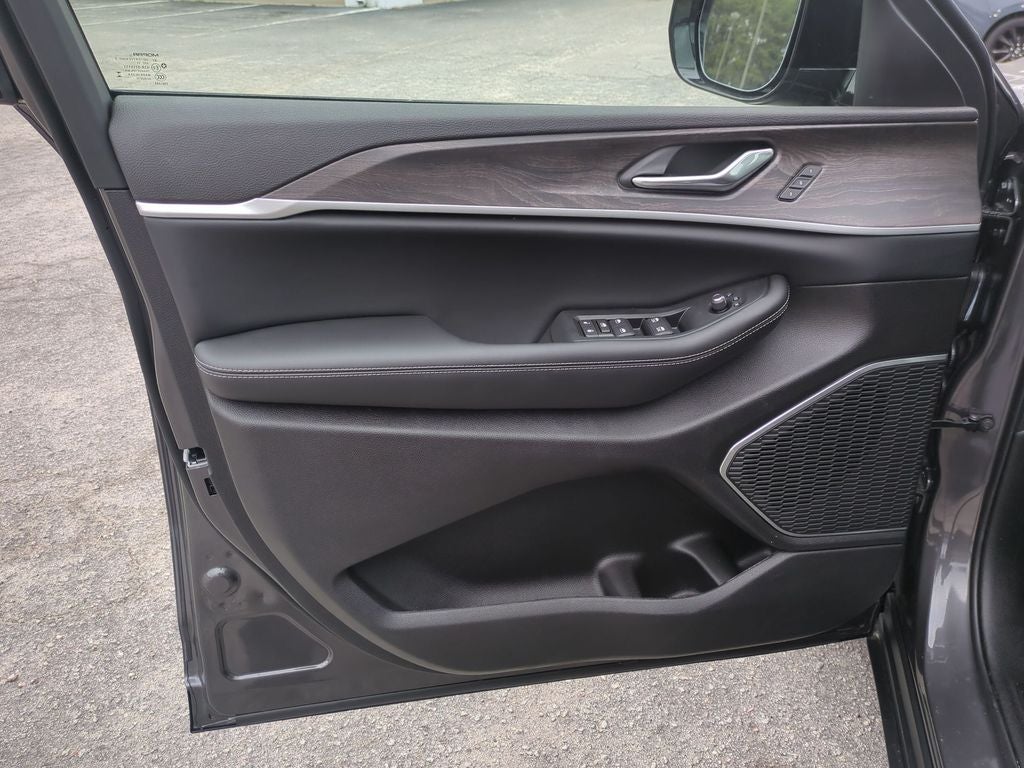 2026 Jeep Grand Cherokee GRAND CHEROKEE L LIMITED 4X2