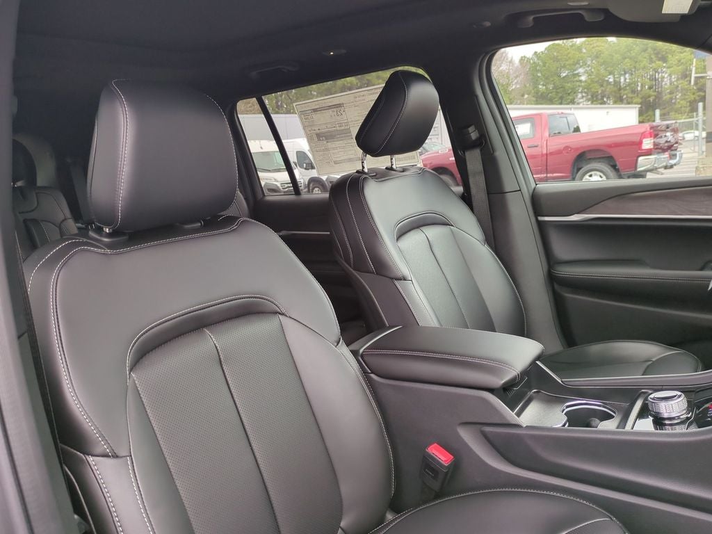 2026 Jeep Grand Cherokee GRAND CHEROKEE L LIMITED 4X2