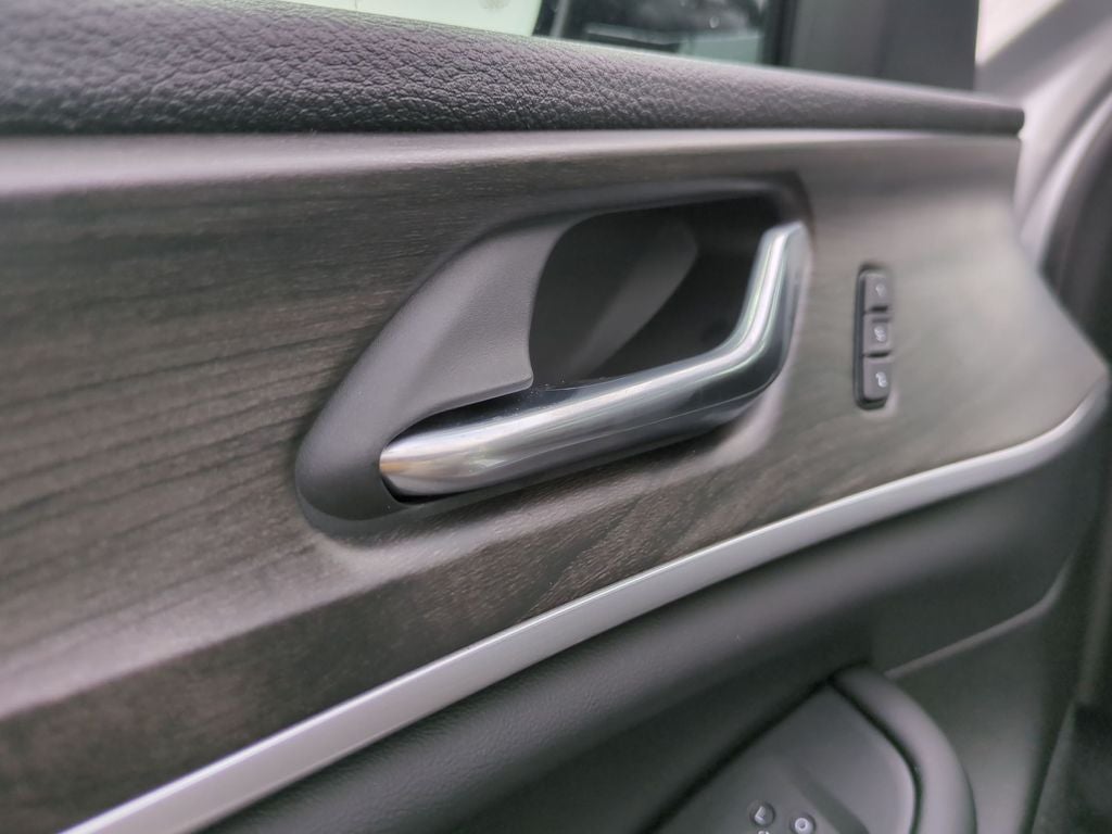 2026 Jeep Grand Cherokee GRAND CHEROKEE L LIMITED 4X2