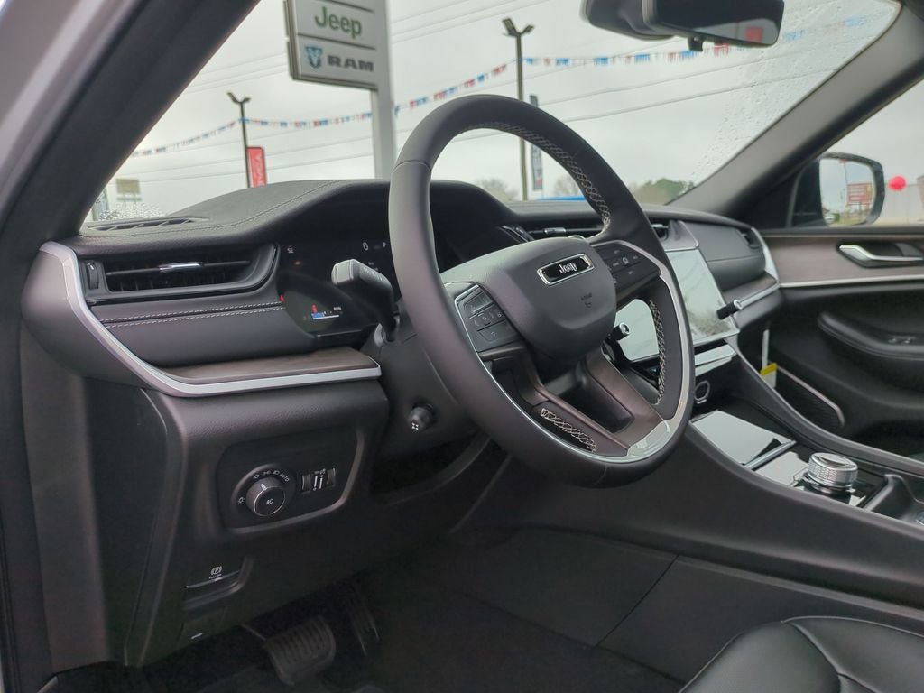 2026 Jeep Grand Cherokee GRAND CHEROKEE L LIMITED 4X2