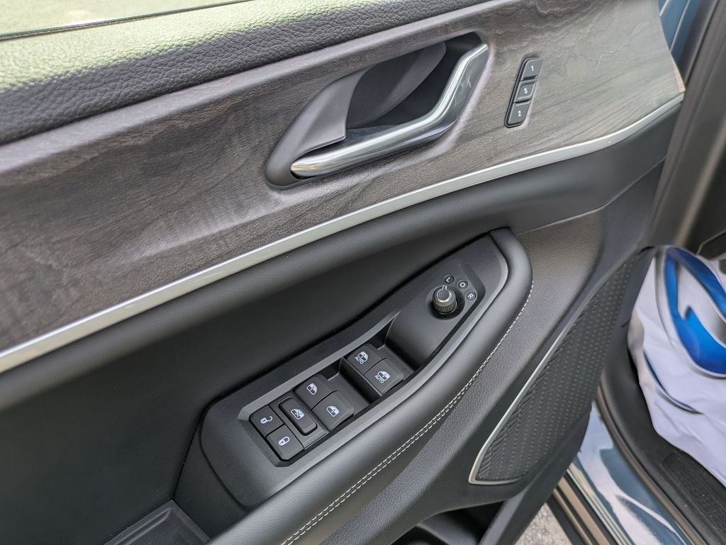 2026 Jeep Grand Cherokee GRAND CHEROKEE L LIMITED 4X2