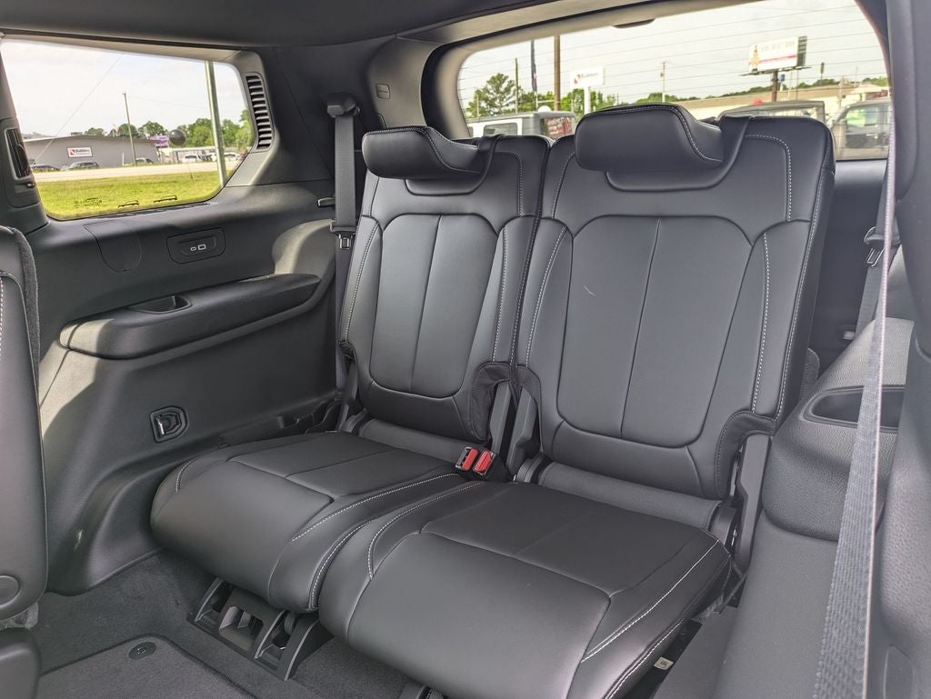 2026 Jeep Grand Cherokee GRAND CHEROKEE L LIMITED 4X2