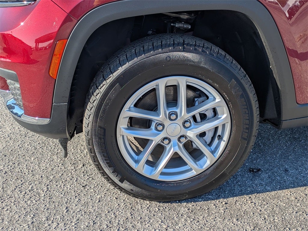 2025 Jeep Grand Cherokee GRAND CHEROKEE L LAREDO X 4X4