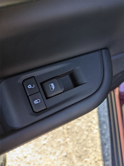 2025 Jeep Grand Cherokee GRAND CHEROKEE L LAREDO X 4X4