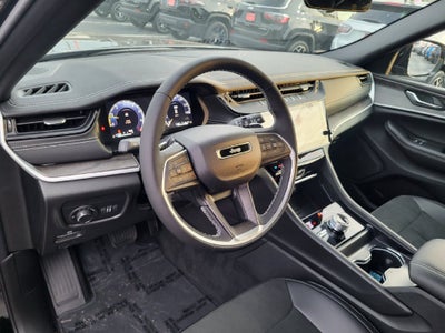 2027 Jeep Grand Cherokee GRAND CHEROKEE L LAREDO ALTITUDE 4X4