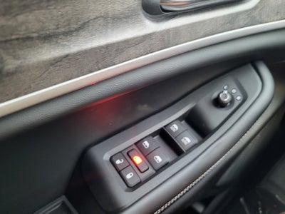 2027 Jeep Grand Cherokee GRAND CHEROKEE L LAREDO ALTITUDE 4X4