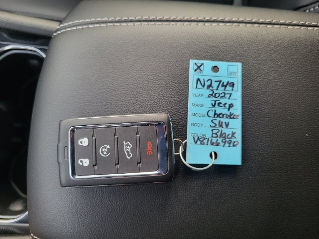 2027 Jeep Grand Cherokee GRAND CHEROKEE L LAREDO ALTITUDE 4X4