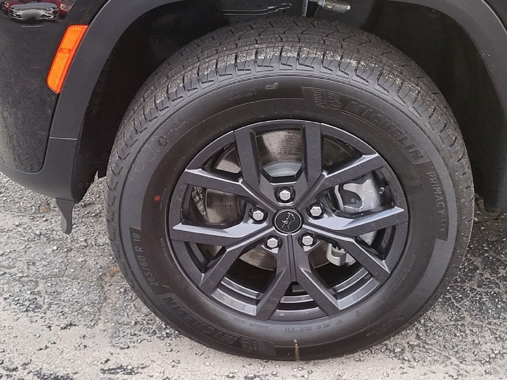 2027 Jeep Grand Cherokee GRAND CHEROKEE L LAREDO ALTITUDE 4X4