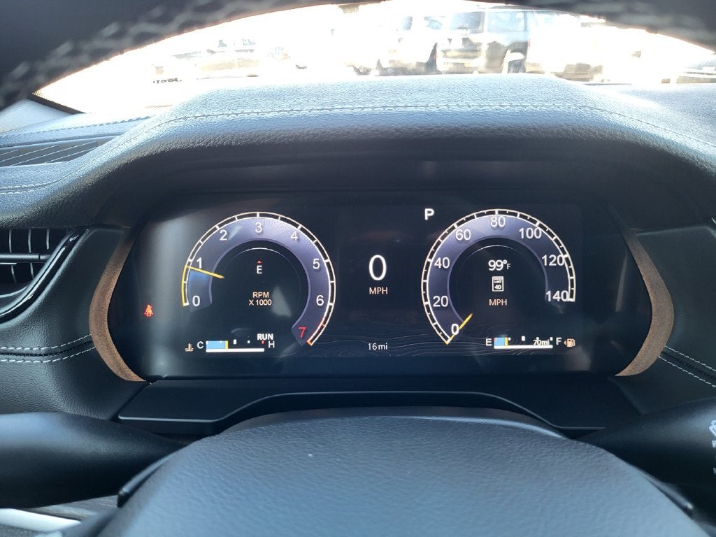 2027 Jeep Grand Cherokee GRAND CHEROKEE L LAREDO ALTITUDE 4X4